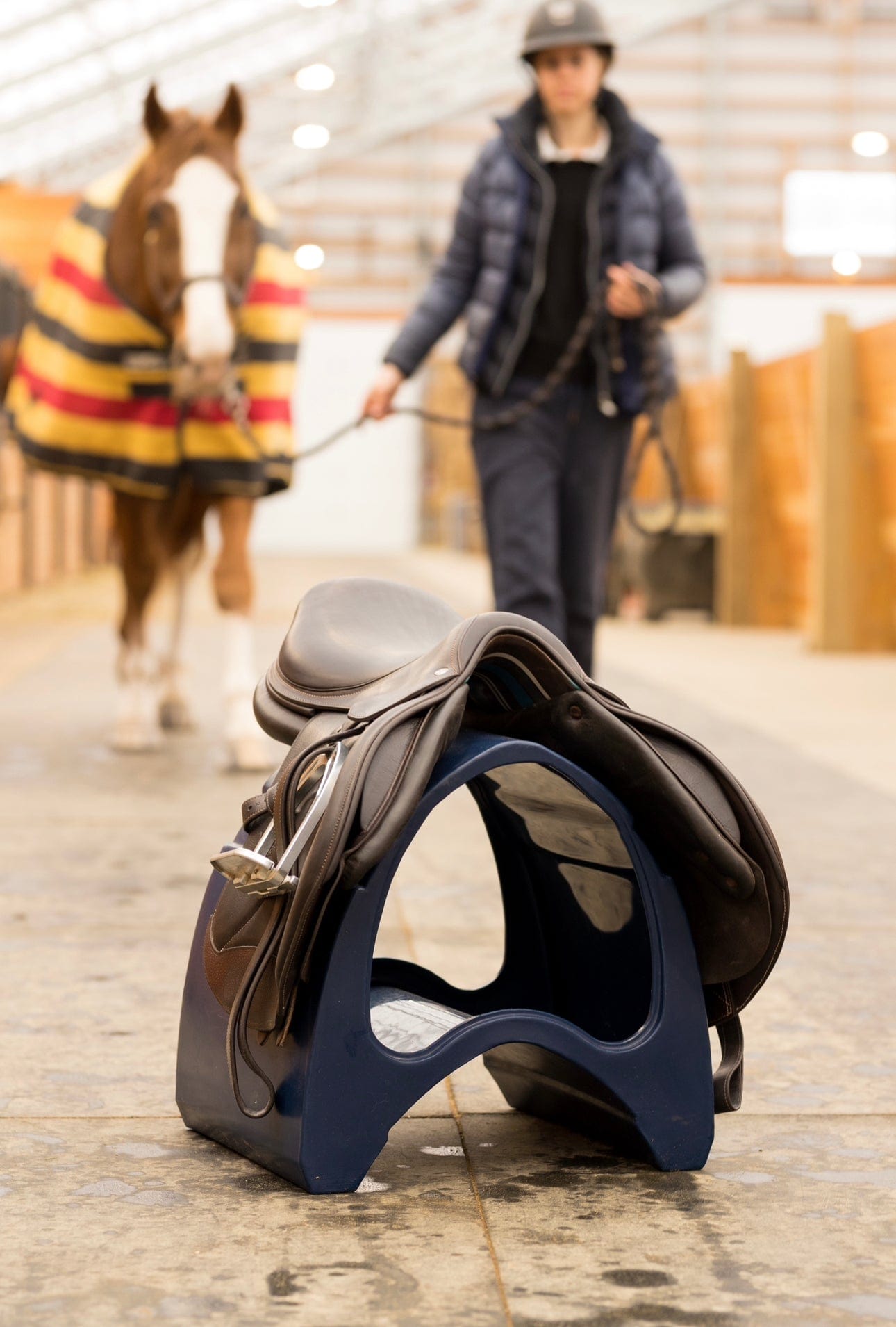 Classic Show Jumps Stable Accessories Navy Blue Saddle Carrier / Rack