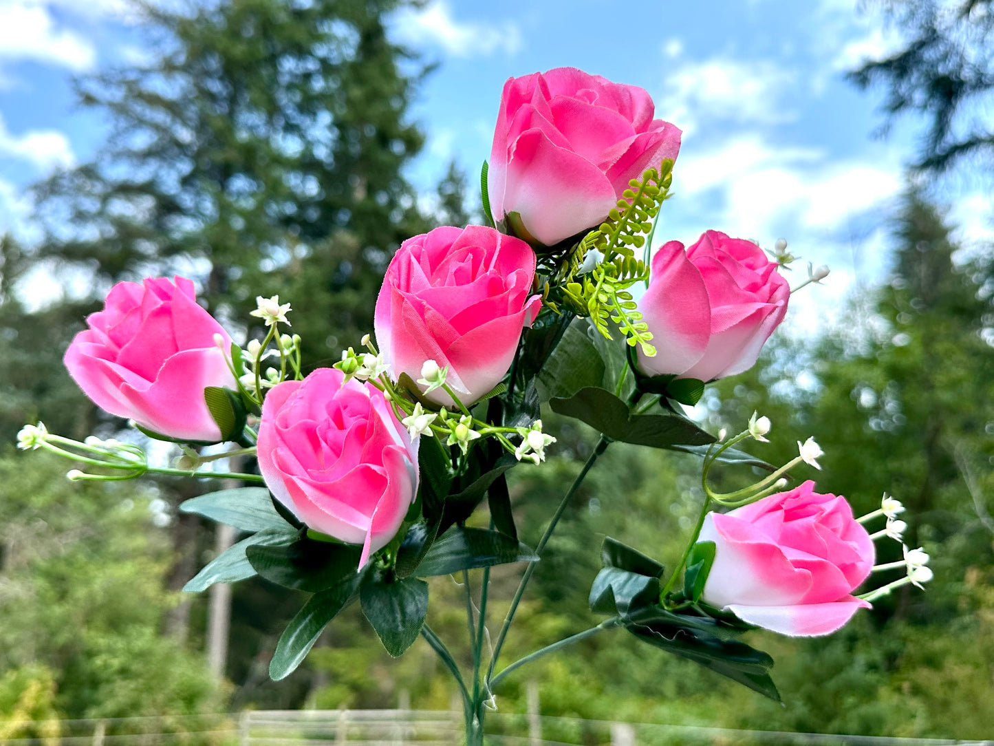 Hope Horse Bright pink Artificial Rose Stems