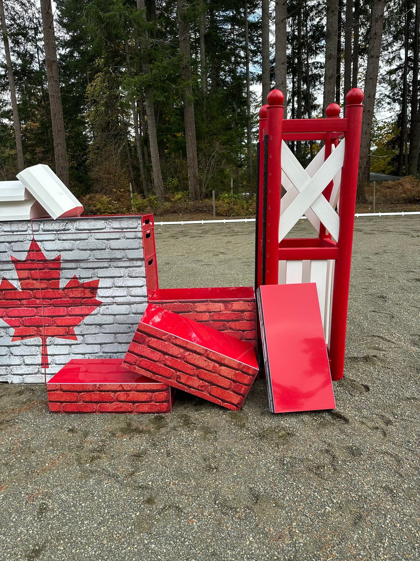 Jump 4 Joy Complete Jumps 10' ft Puissance Wall with Jump Towers